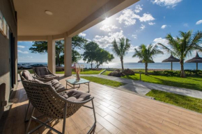 Pierre Bleue Beachfront villa